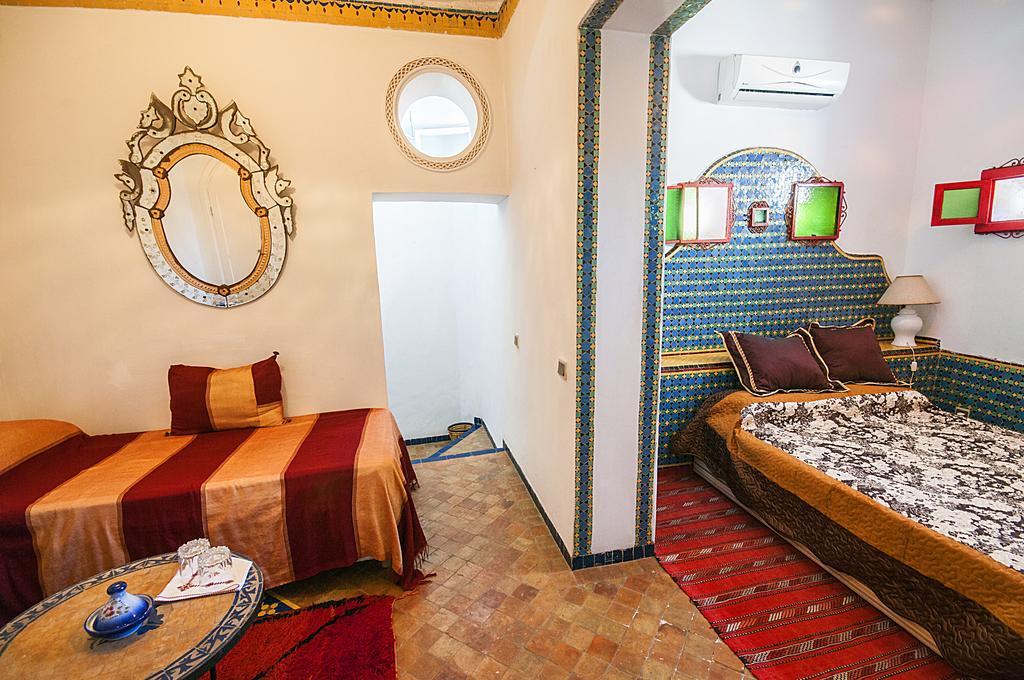 Dar El Mouhit Hotel Sale Room photo